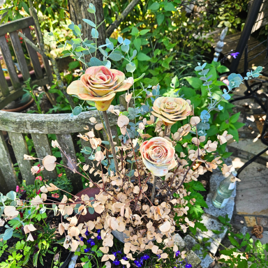 Keramik Rosen auf Stab zum Stecken in den Blumentopf